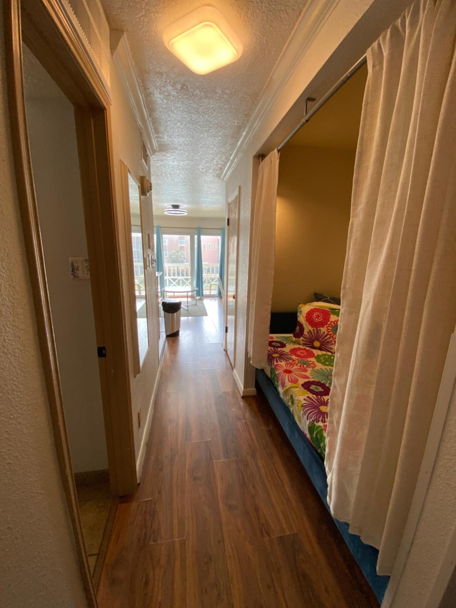 The Victorian Condo/Hotel Galveston Exterior photo