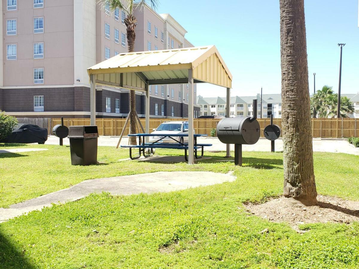 The Victorian Condo/Hotel Galveston Exterior photo