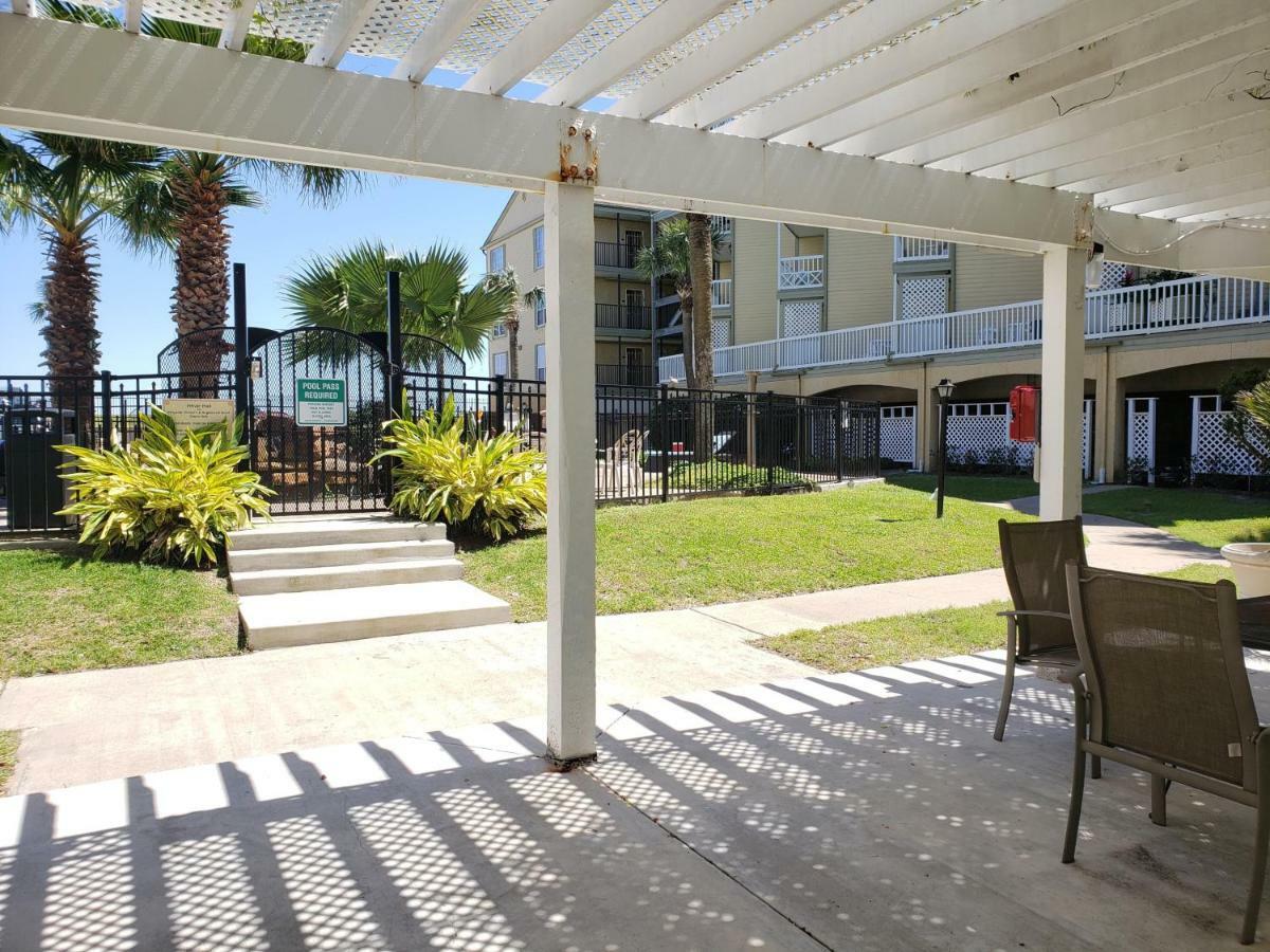 The Victorian Condo/Hotel Galveston Exterior photo