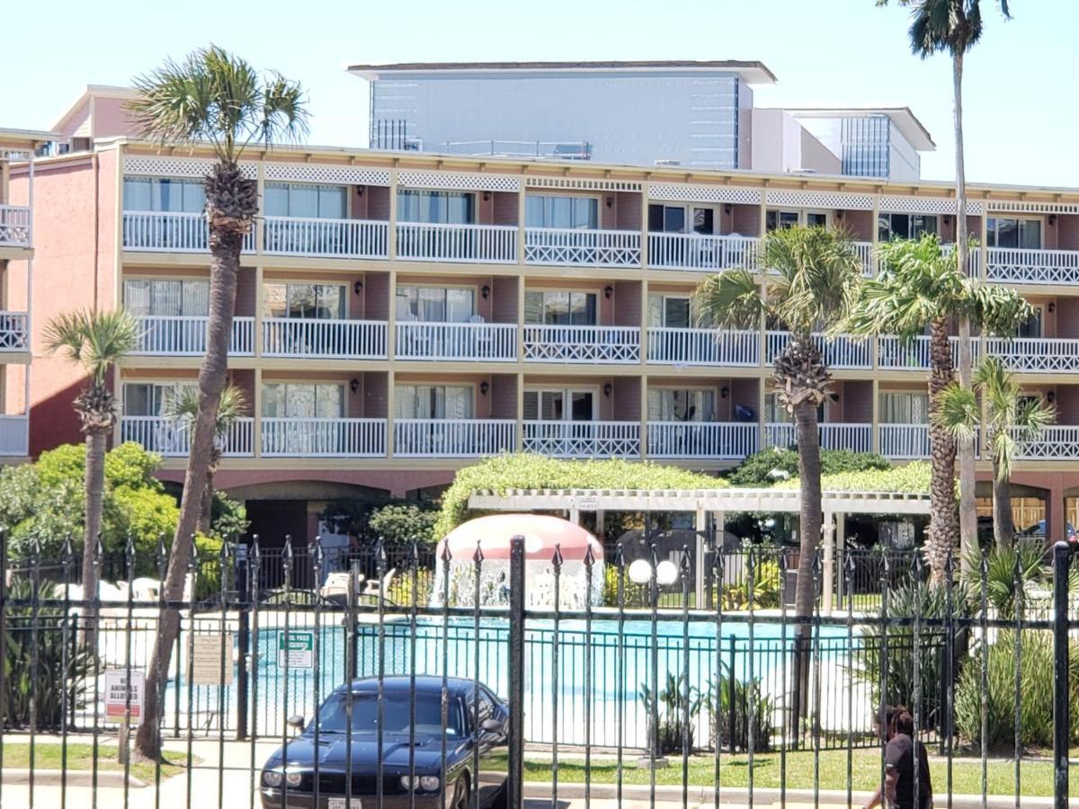 The Victorian Condo/Hotel Galveston Exterior photo